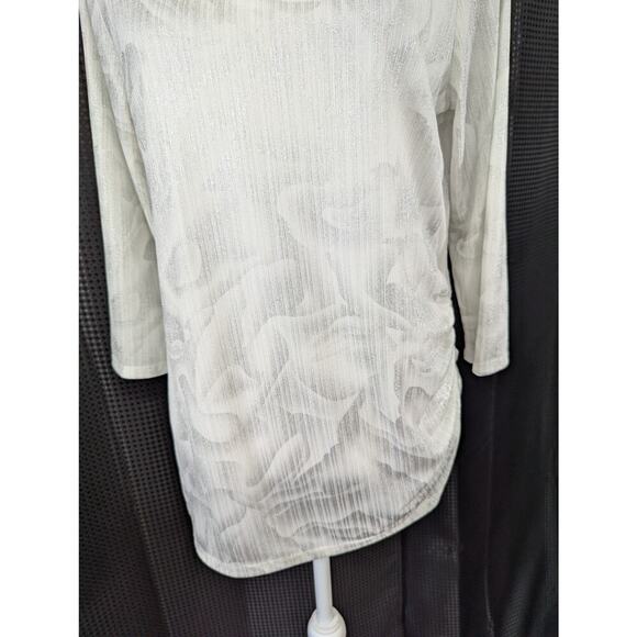 CHICO'S EASYWEAR! SUPER LIGHTWEIGHT, SILVER FLORAL ON WHITE, STRETCH TOP! SZ 6/8 - Picture 4 of 11